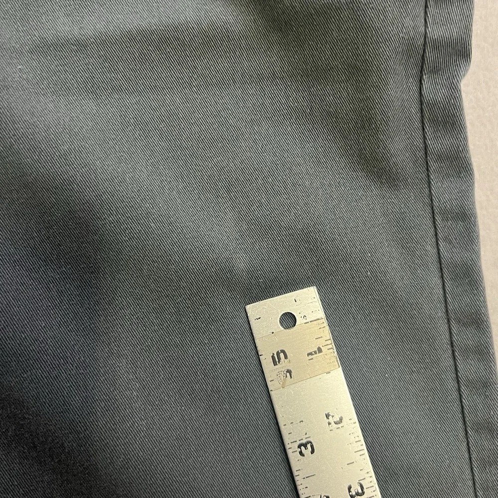 Volcom Chino Pants Men's Size 38x30 (Fits 38x28) Gray Skater Workwear FADED